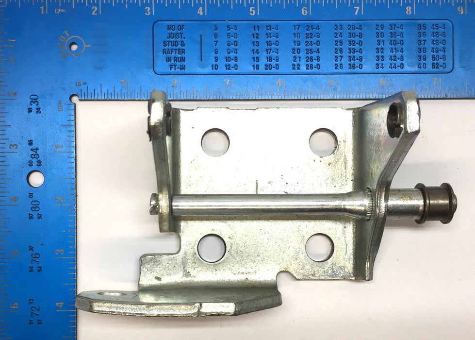 General Motors/GM Hinge Kit with Hardware 88979800 NOS