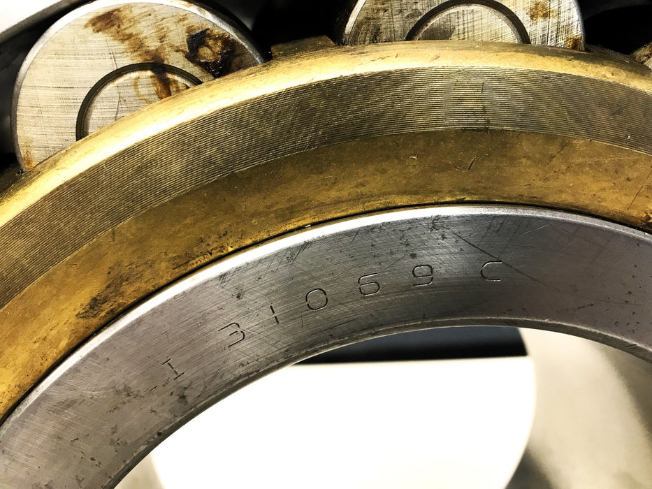SKF Cylindrical Roller Bearing (No Box) I31069C NOS