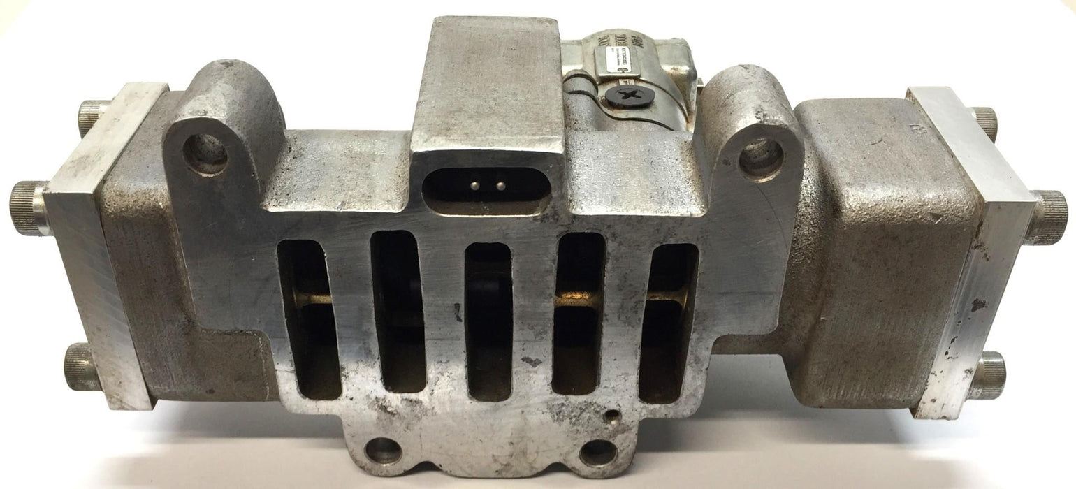 Parker Solenoid Operated Valve L6758310253 USED