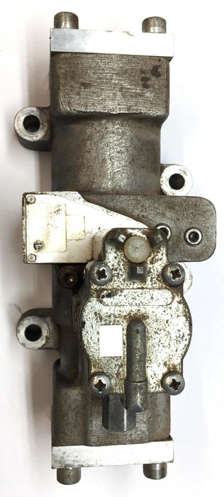 Parker Solenoid Operated Valve L6758310253 USED