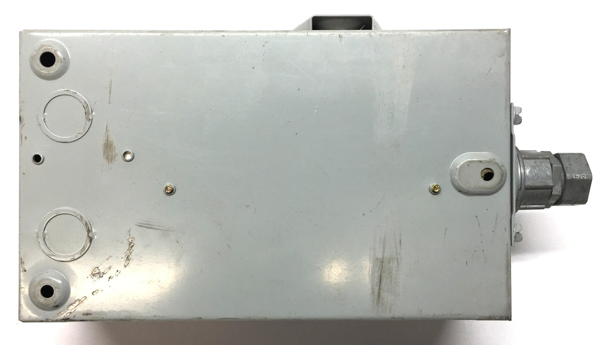 Eaton/Cutler-Hammer General Duty Safety Switch DG321NRB NOS