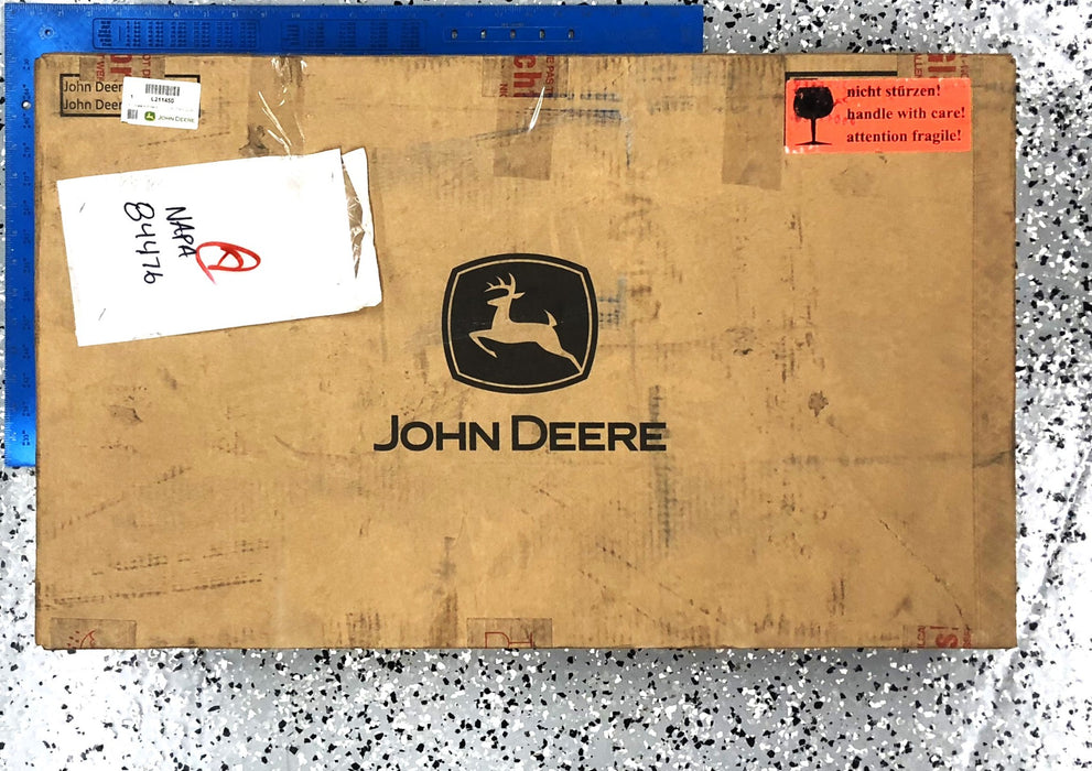 John Deere Glass Windowpane L211450 NOS