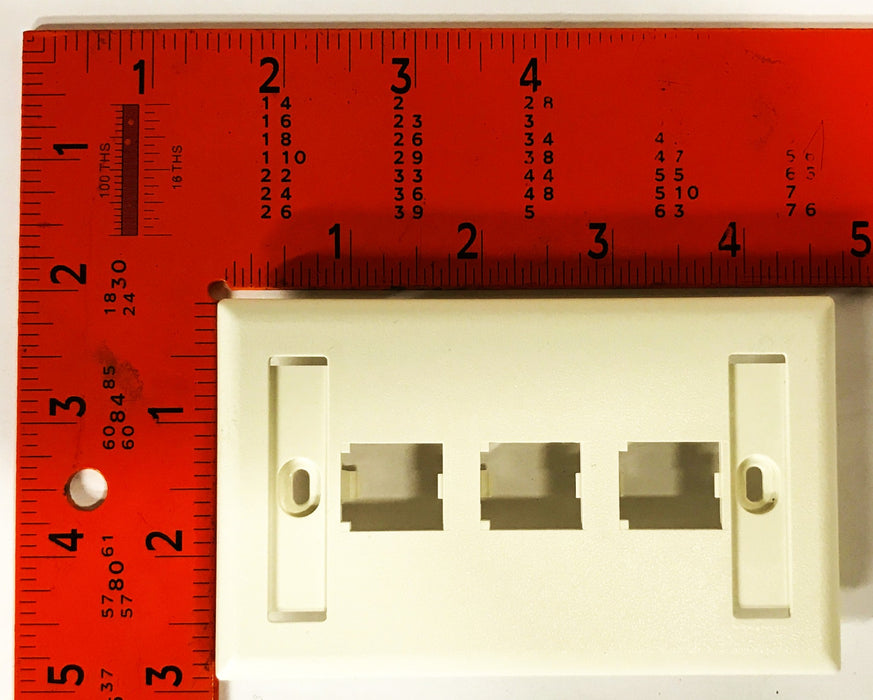 Panduit White Plastic 1-Gang 3-Port Faceplate CFPL3IWY [Lot of 8] NOS