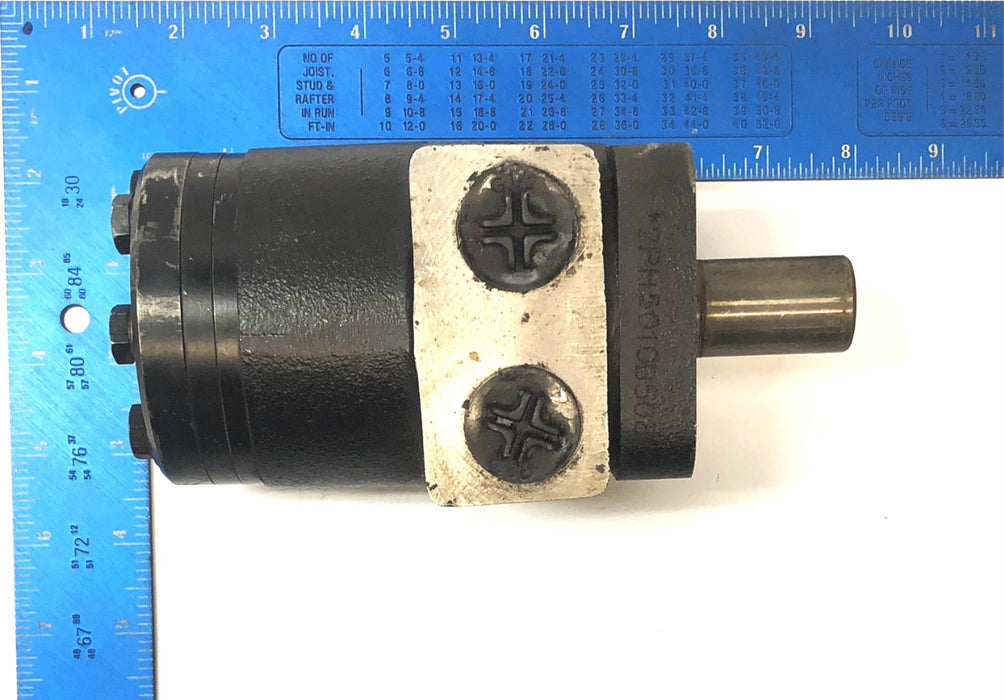 Chief Hydraulic Motor 272201 NOS