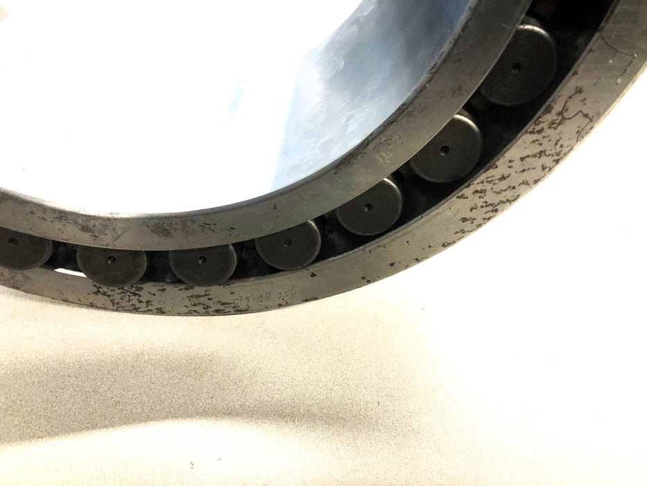 Unbranded Spherical Roller Bearing 250SD62K (1-112618) NOS