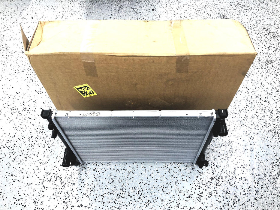 Mopar Engine Cooling Radiator 68050126AB NOS