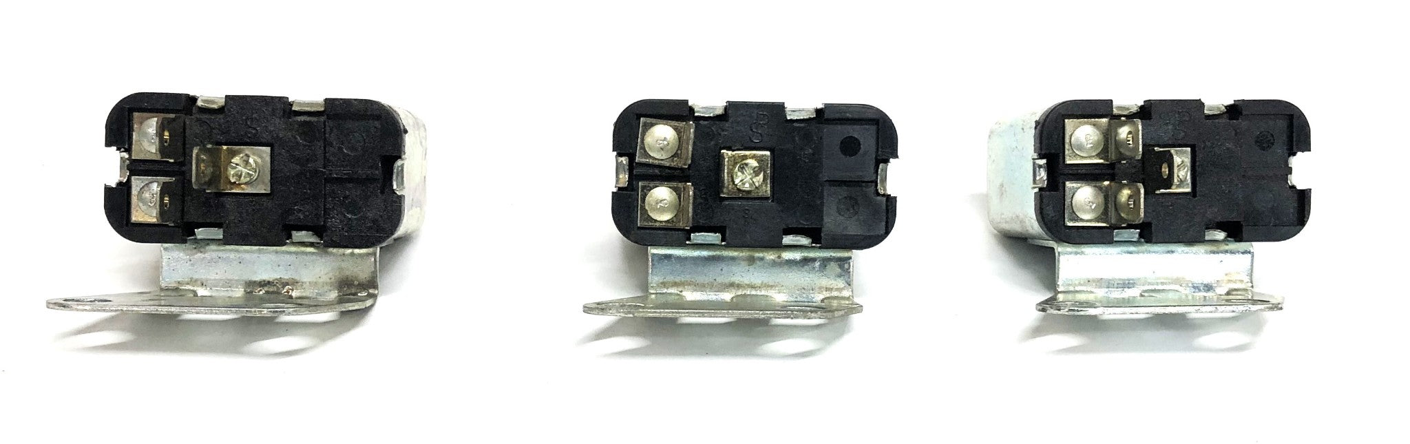 Navistar International Horn Relay 241120R91 [Lot of 3] NOS