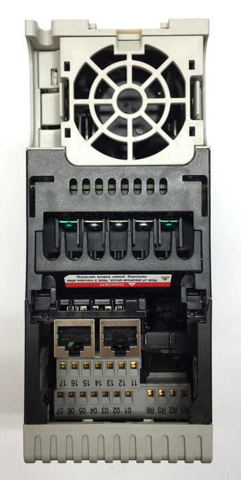 Allen-Bradley PowerFlex 527 0.75kW/1Hp AC Drive 25C-D2P3N104 NOS