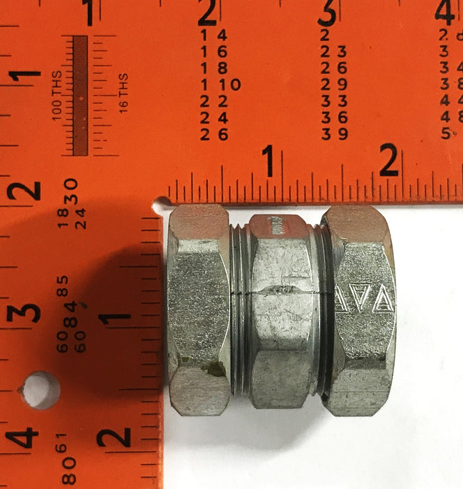 Appleton Thinwall 1 inch Compression Coupling 95T100 [Lot of 25] NOS