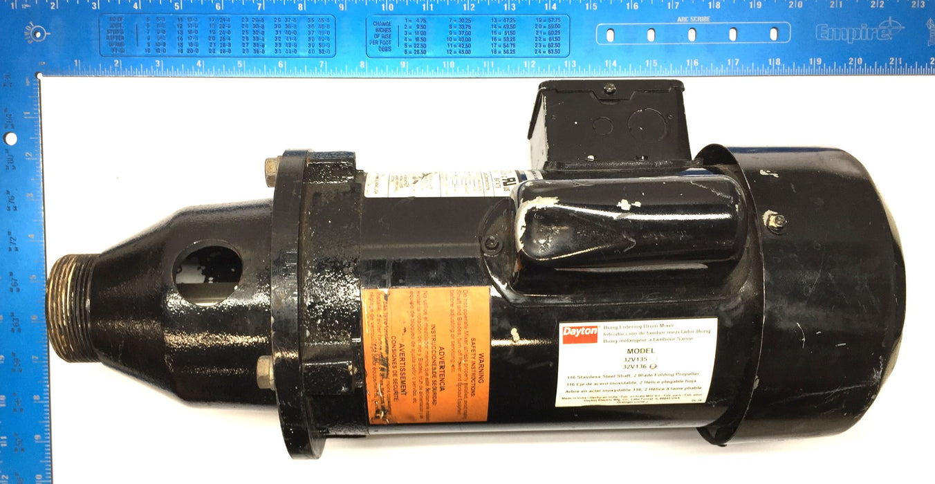 Dayton 32V136 Bung Entering 316 SS Shaft Drum Mixer PPLTFB41TBG USED
