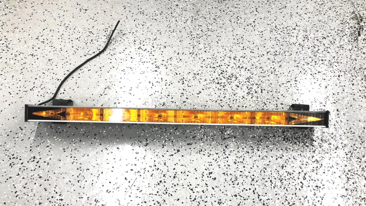 Arrowstik Approx 47-5/8" OAL Amber Light Bar SAE W W5 93 (PSE234X2) USED