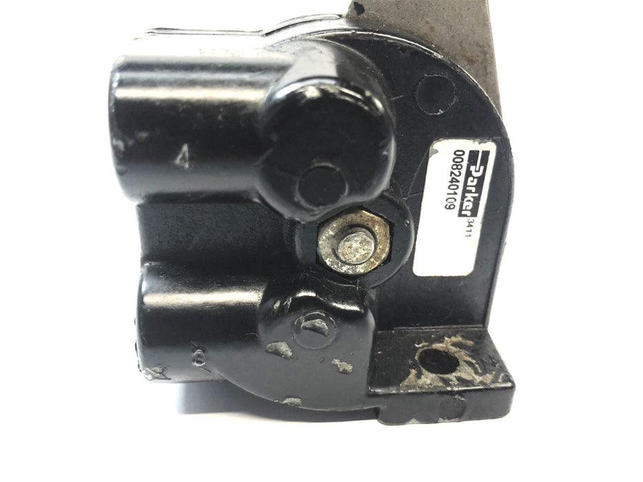 Parker 4-Way Slide Seal Valve 008240109 USED