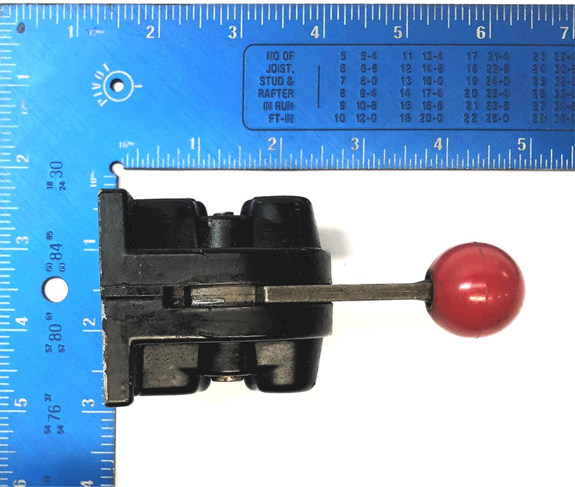 Parker 4-Way Slide Seal Valve 008240109 USED