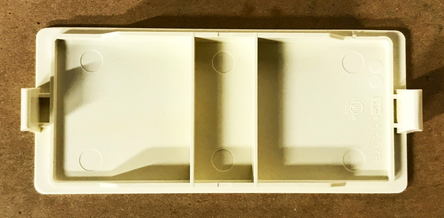 Legrand Ivory Plastic Cover Plate 5507B [Lot of 7] NOS