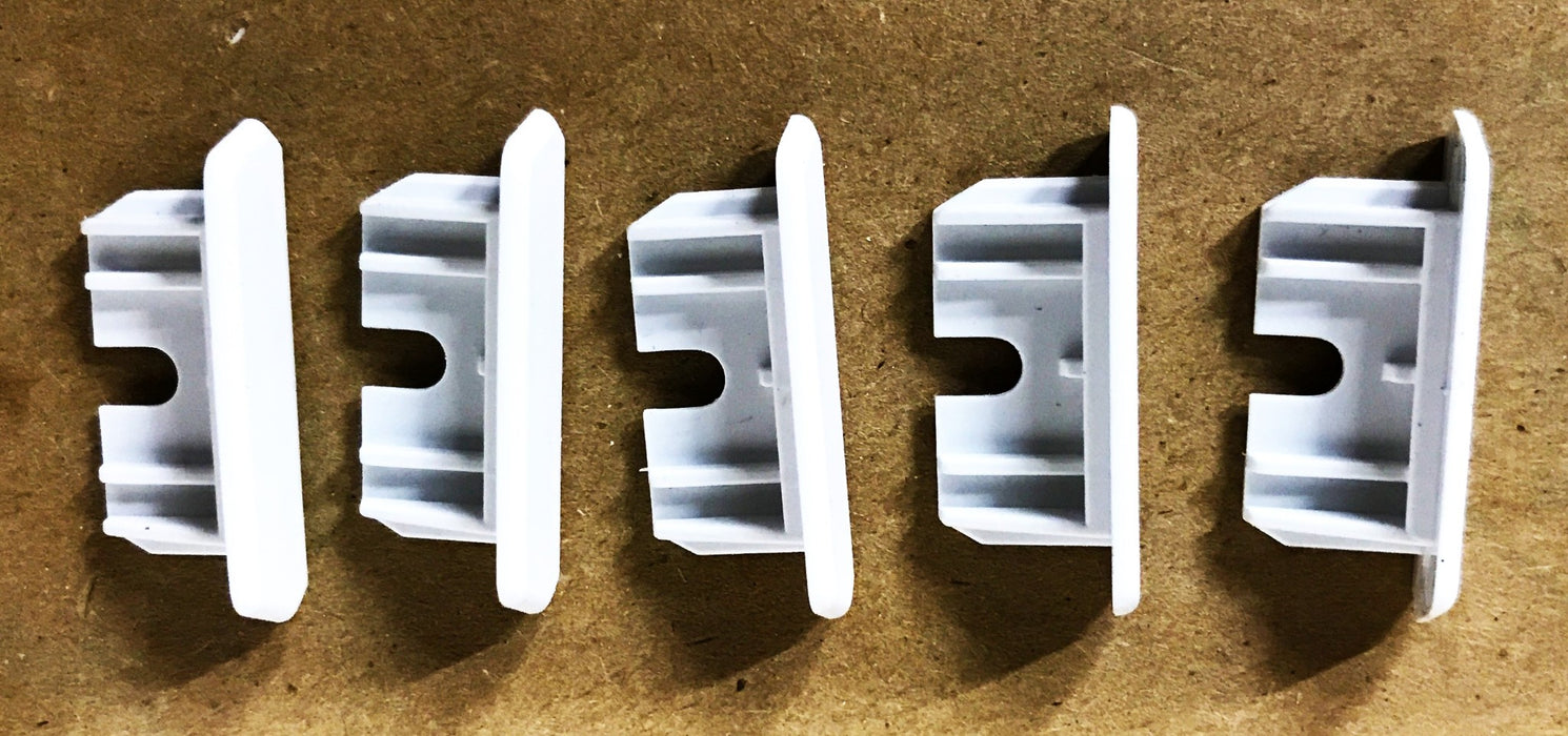 Legrand Wiremold Non-Metallic Blank End Raceway Fitting 810B-WH [Lot of 30] NOS