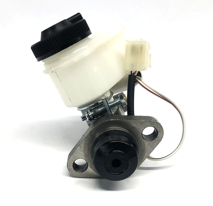 Total Source 7/8 Inch Bore Master Cylinder For Forklift CT93146-02500 NOS