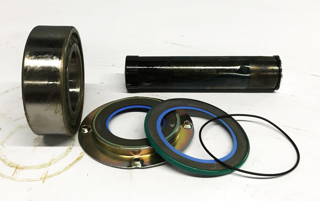 Thermo King Bearing and Seal Assembly 700105TKA NOS