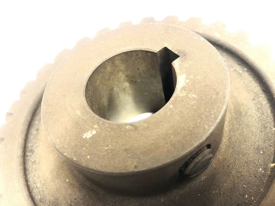 Boston Gear 2.51X5.23 Inch OD 30 Tooth 1.24 Inch Bore Helical Gear HS630L NOS