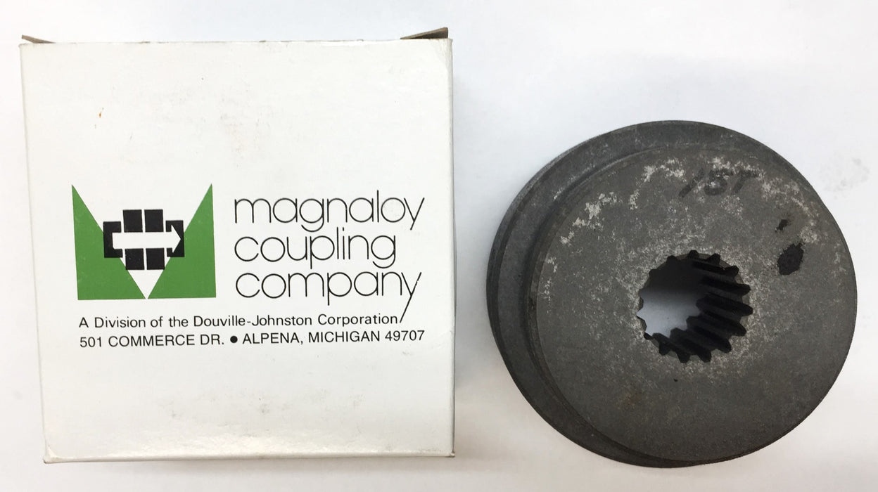 Magnaloy 300 Coupling Hub M300A1516 15T 16/32 NOS