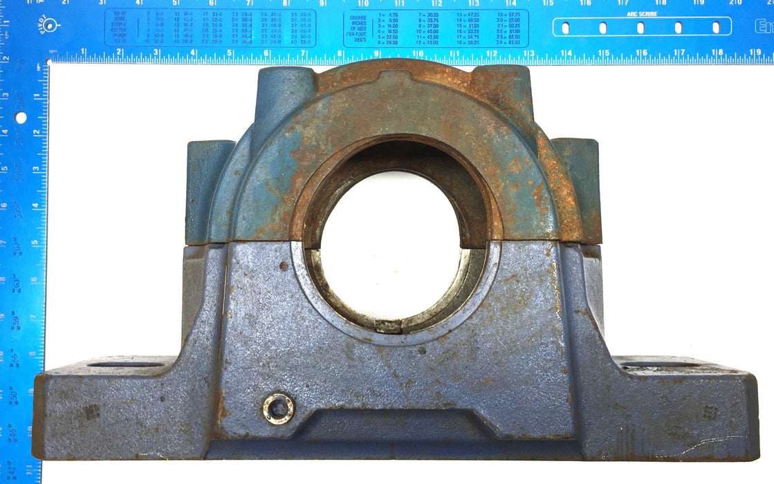 SKF Split Pillow Block Bearing Housing SAF 520 (Missing Top Bolts) USED