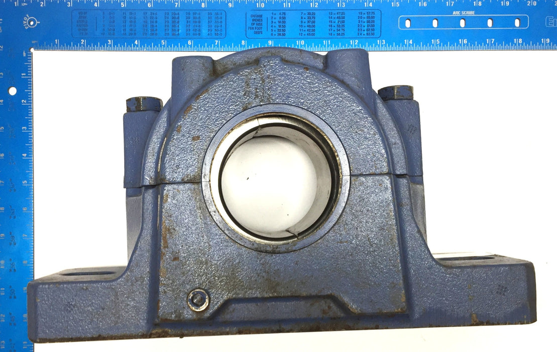 SKF Split Pillow Block Bearing Housing SAF 520 USED