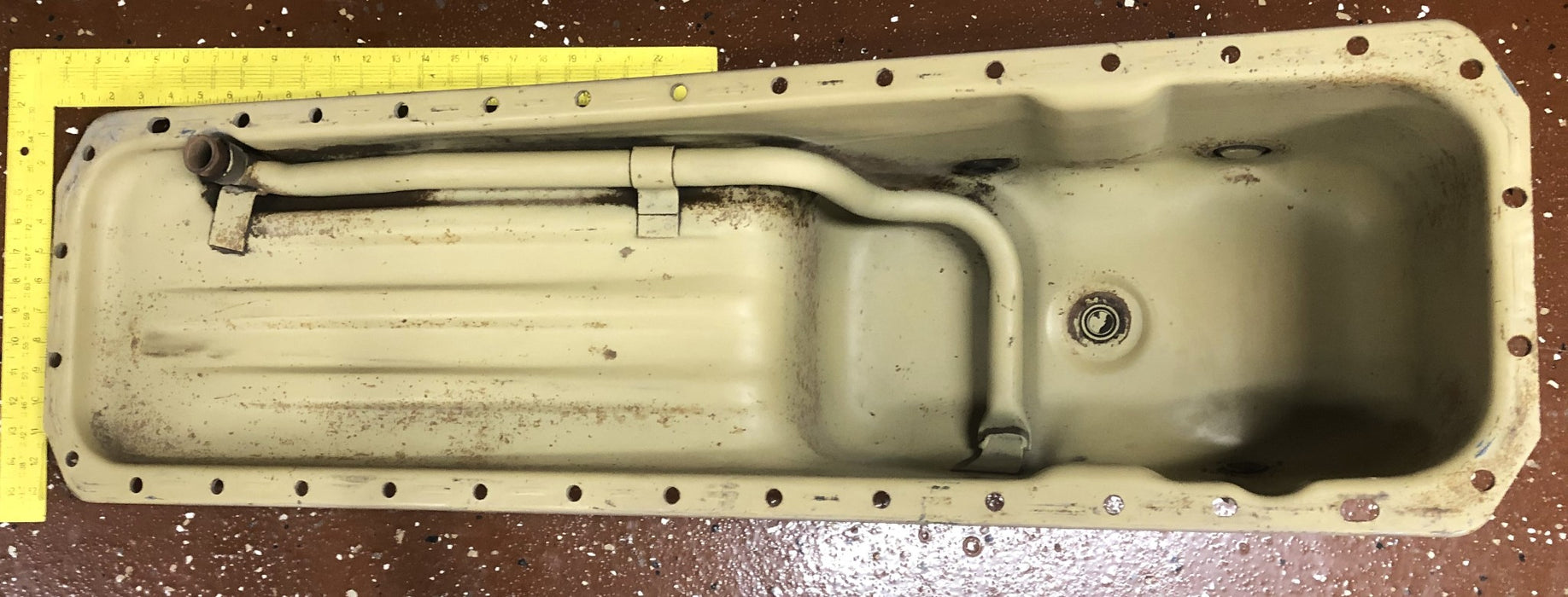 Cummins Oil Pan Y3882352SUWZ (02C 00B) NOS