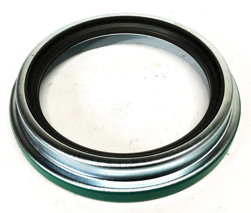 International Navistar  Wheel Oil Seal 794408C91 NOS