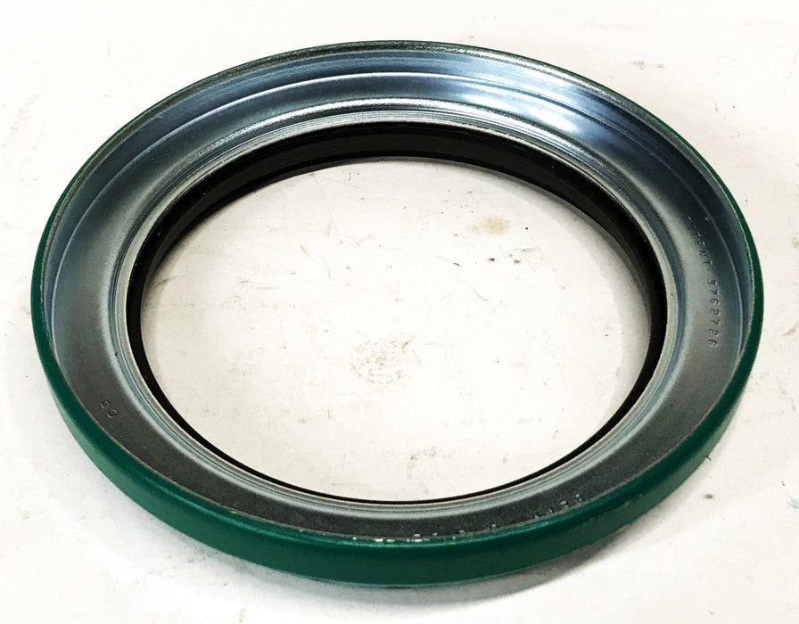 International Navistar  Wheel Oil Seal 794408C91 NOS