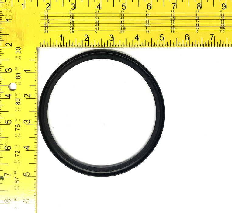 Total Source Oil Seal For Forklift LP1400-9204 NOS