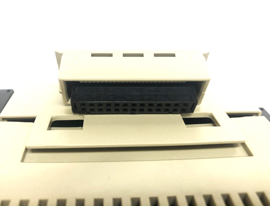 Omron 24VDC/250VAC 2A Output Unit C4K-OR2 USED