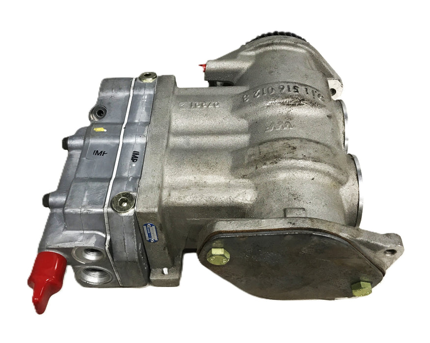 Cummins Wabco Twin Cylinder Air Brake Compressor 4938827 NOS