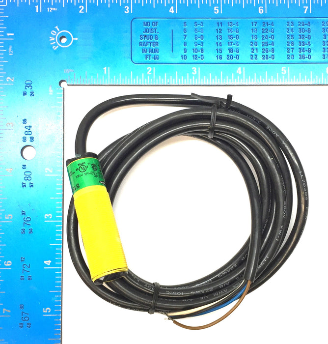 Banner Photoelectric Switch Sensor S18SN6FF50 USED