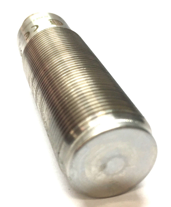 Allen-Bradley 4-Pin Proximity Sensor 871TM-DH5NN18-D4 USED