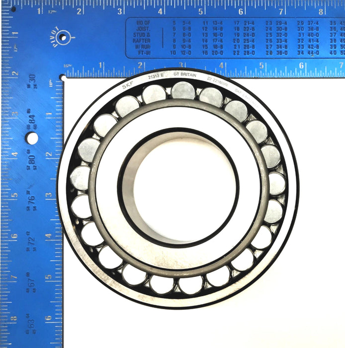 SKF Spherical Roller Bearing 21313E NOS