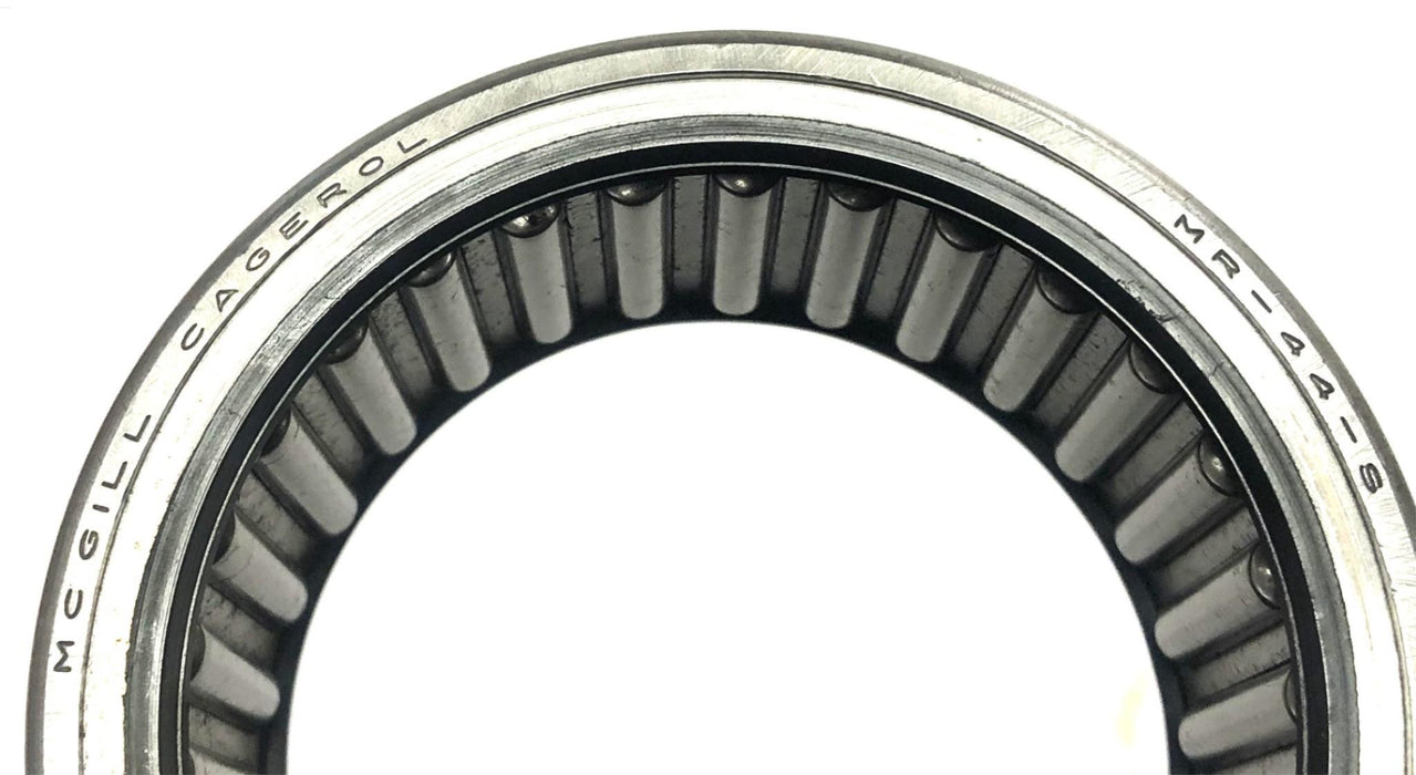 McGill Cagerol Needle Roller Bearing MR-44-S NOS