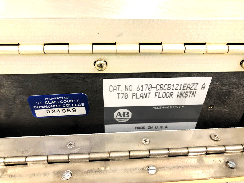 Allen-Bradley Operator Interface 6170-CBCB1Z1EAZZ A USED