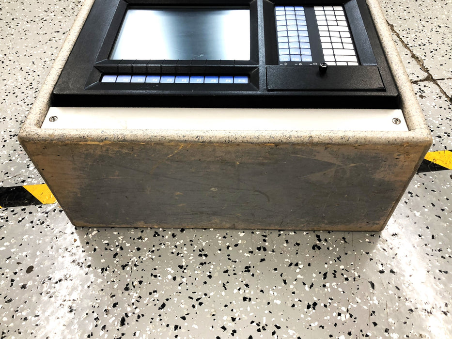 Allen-Bradley Operator Interface 6170-CBCB1Z1EAZZ A USED