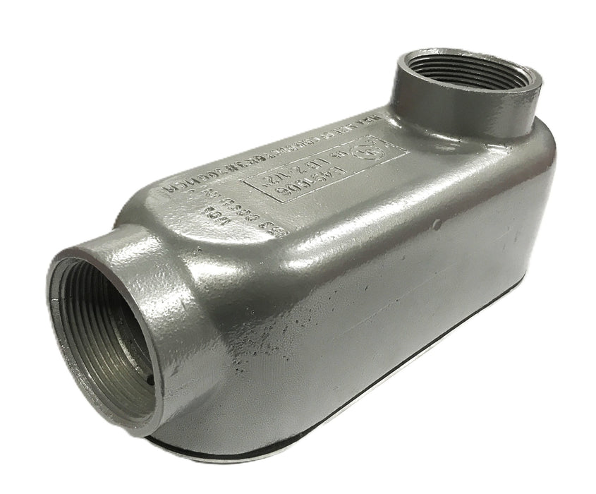 Unbranded 2-1/2 inch Conduit Body and Cover E491006 NOS