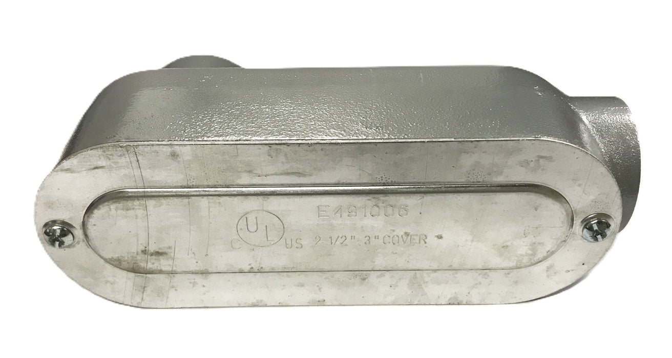 Unbranded 2-1/2 inch Conduit Body and Cover E491006 NOS