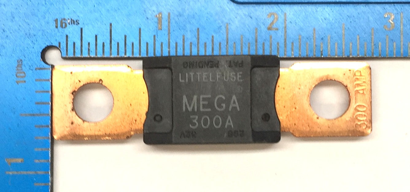 Littelfuse Mega Fuse 300A BK.782-2205 [Lot of 4] NOS