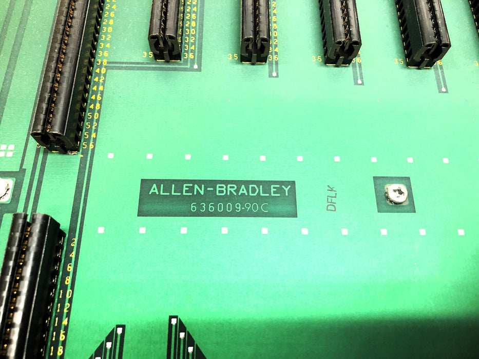 Allen-Bradley 8-Slot Card Chassis Series A 1771-AB 636009-90C USED