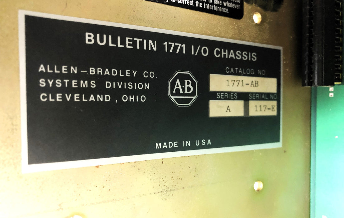 Allen-Bradley 8-Slot Card Chassis Series A 1771-AB 636009-90C USED