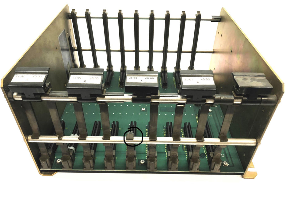 Allen-Bradley 8-Slot Card Chassis Series A 1771-AB 636009-90C USED