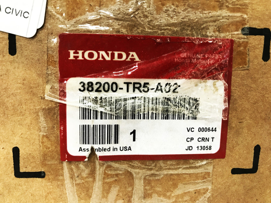 Honda Rewritable Fuse Box Assembly 38200-TR5-A02 NOS