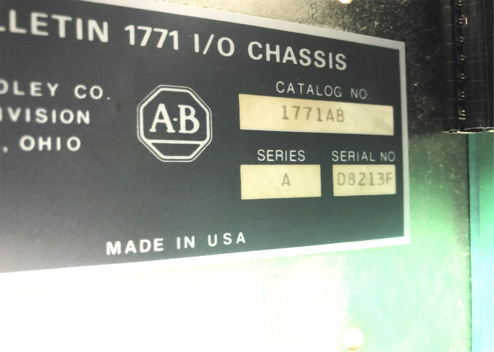 Allen-Bradley 8-Slotted Card Chassis Series A 1771-AB 636009-90C USED
