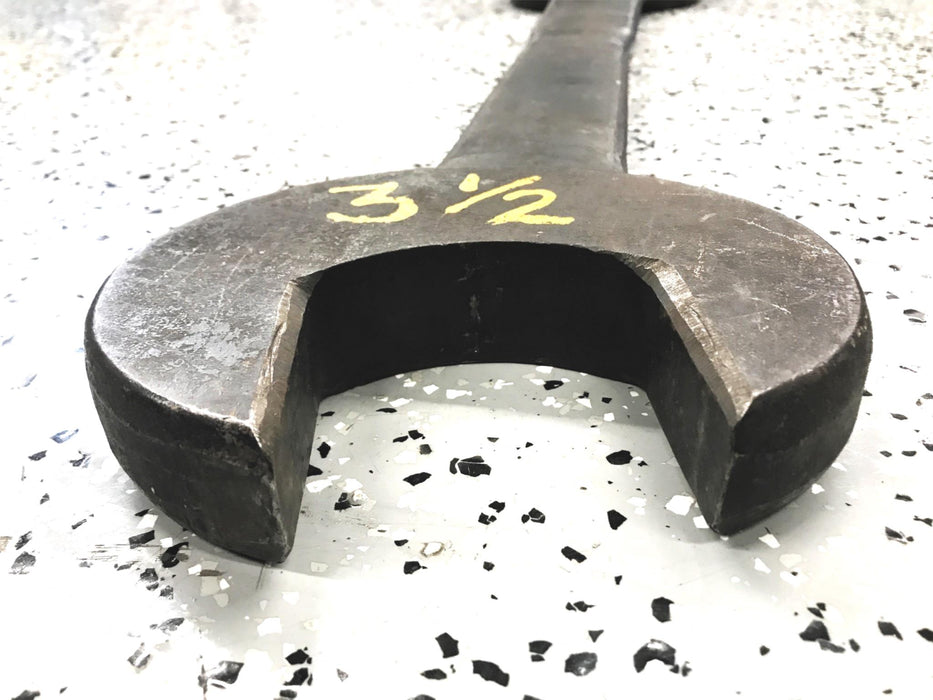 Williams 3-1/2" Head x 3-15/16" Head Wrench USED