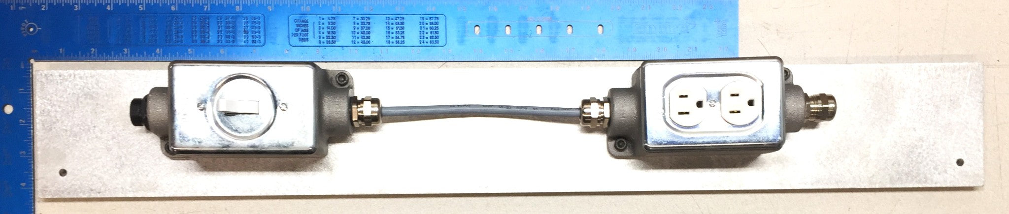 H.H. Barnum Aluminum Backplate Industrial Switch Kitted Assembly HBB-125488 NOS