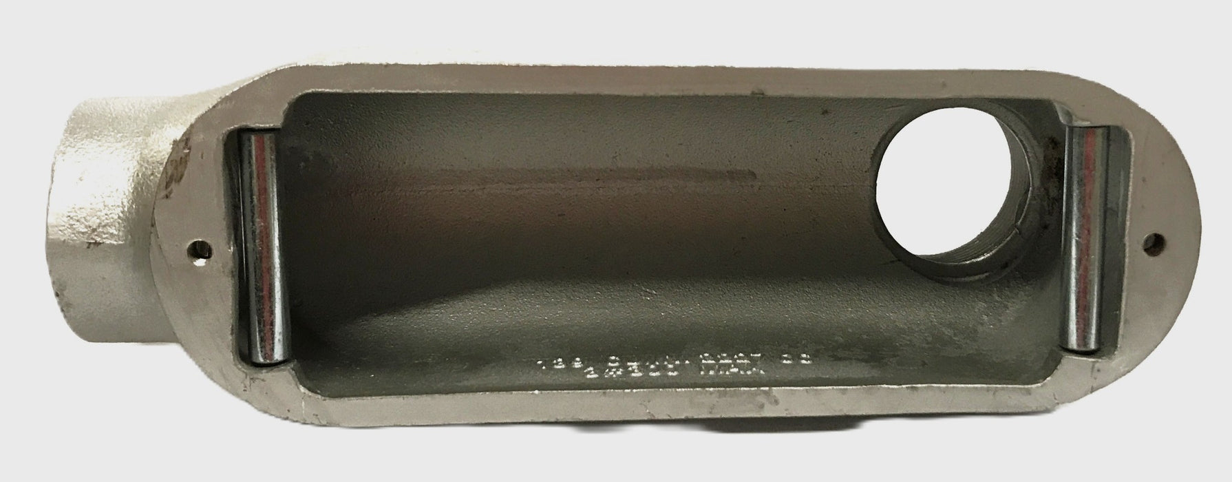 SCI 2-1/2 inch Threaded Conduit Body 2-1/2 LB NOS