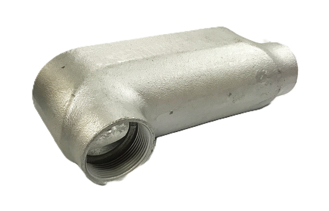 SCI 2-1/2 inch Threaded Conduit Body 2-1/2 LB NOS