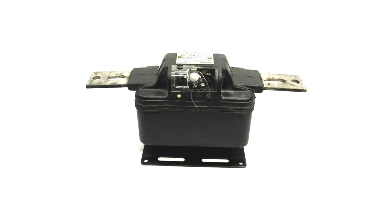 General Electric JRM-3 Ratio 200:5 Current Transformer 497X31 USED